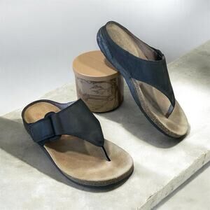 Teva Cork Waterproof Leather Black Thong Sandals Adjustable Straps Women’s Sz 7